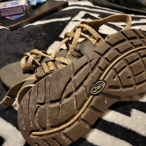 Chacos slippers - Picture 2 of 3